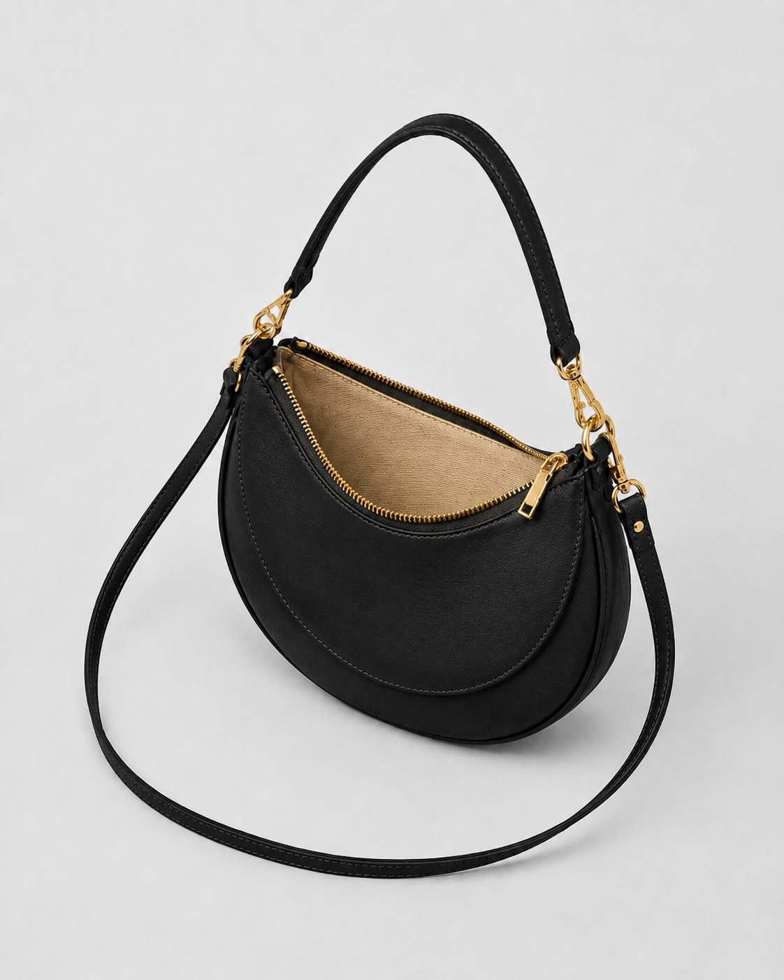 Luna de piel negra, lateral e interior#Color_Negro